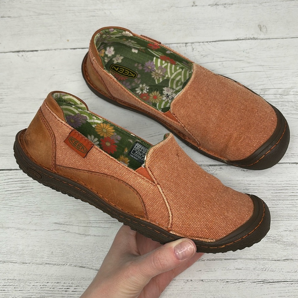 Keen Slip On Casual Shoes Sneakers in Rust Brown Upper Womens Size 7